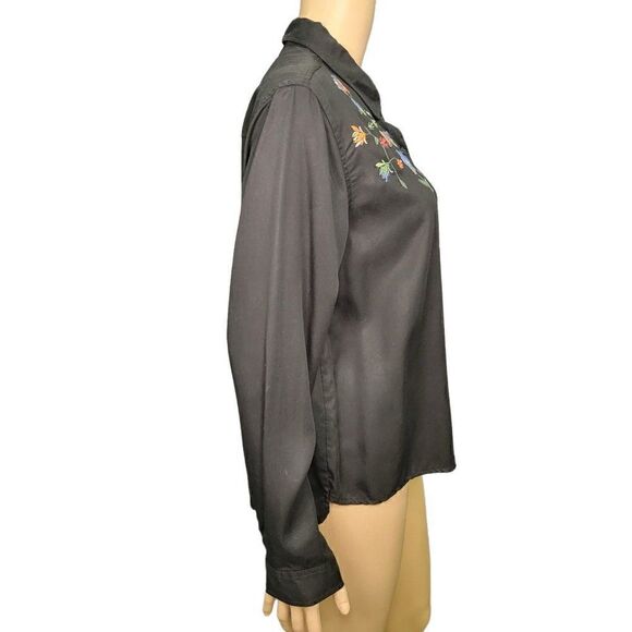 BeachLunchLounge Collection Women's Button Down Shirt (Size L) - Picture 2 of 6